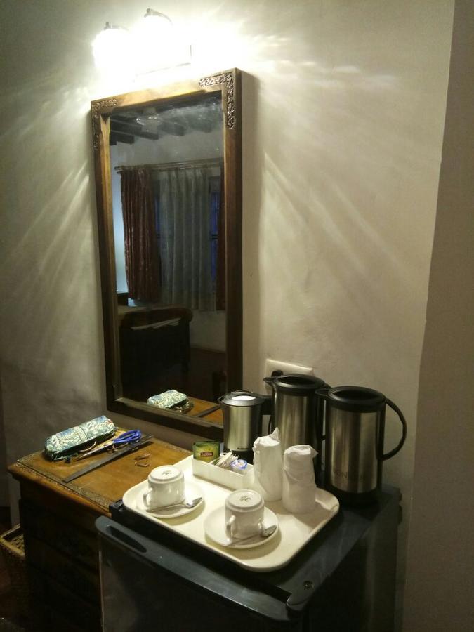 Dove Cottage Srīnagar Zewnętrze zdjęcie